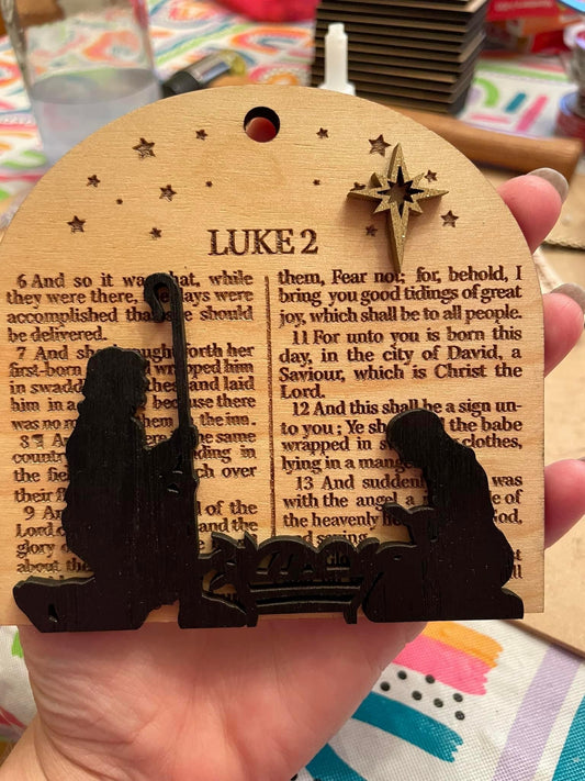 Luke 2 Ornament